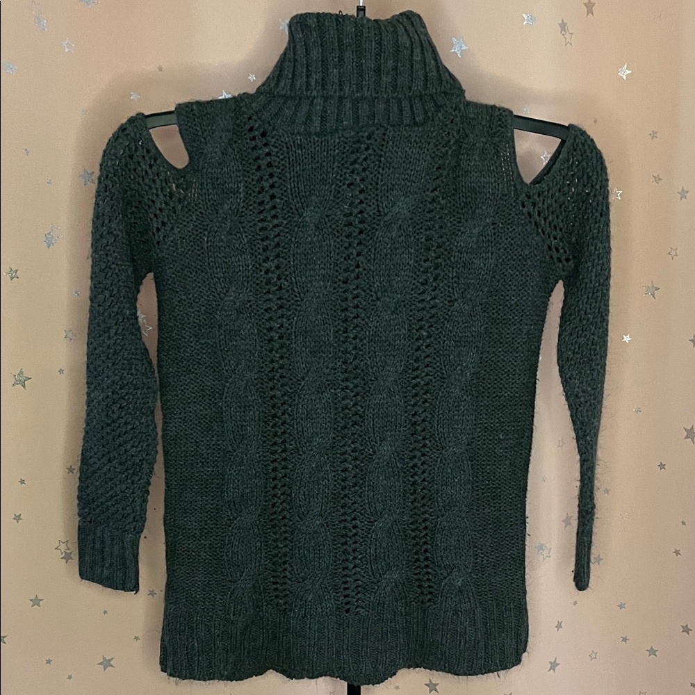 American Eagle Dark Gray Cable Knit Turtleneck Sweater